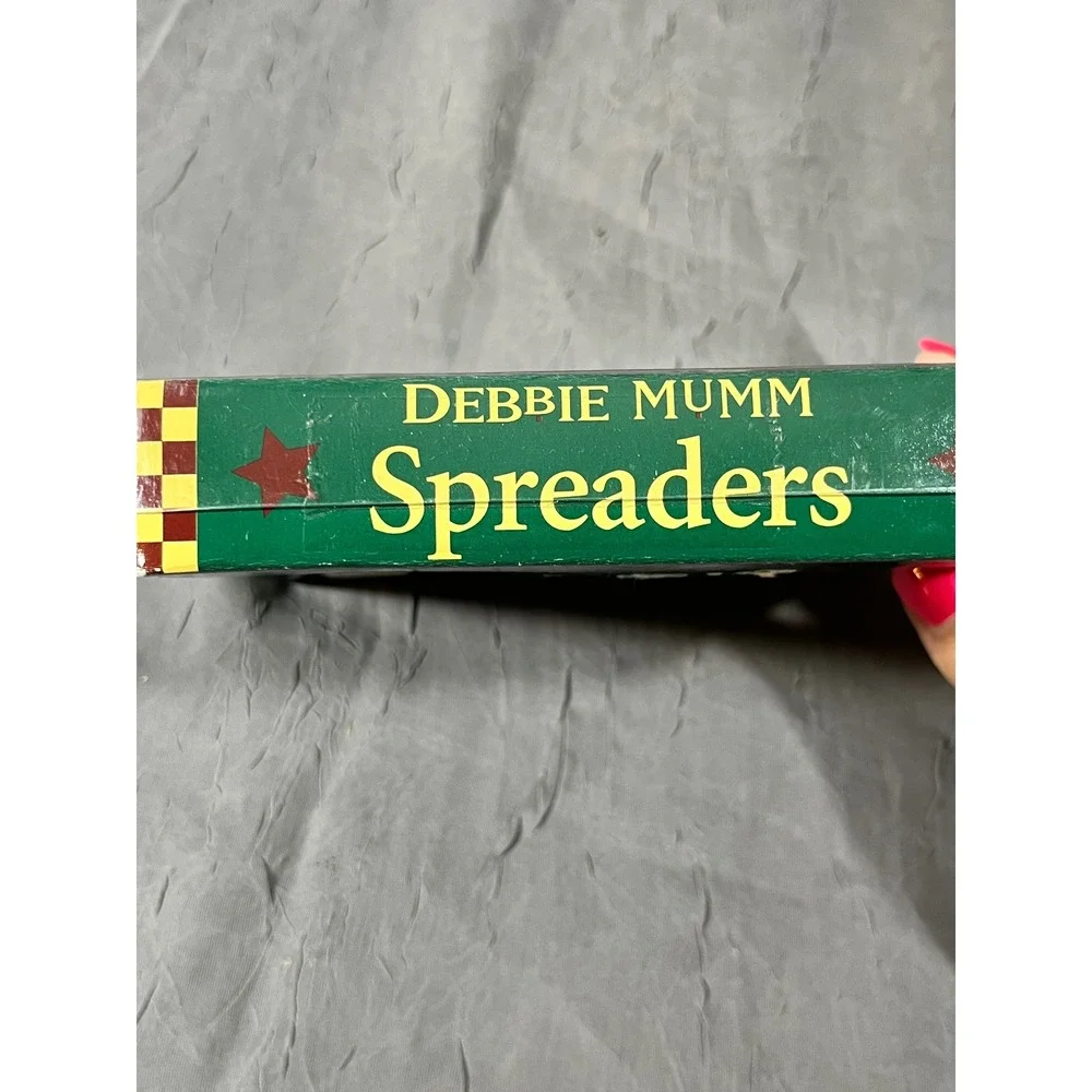 VTG Debbie Mumm 99' Magic‎ of Santa Spreaders Set of 4 Christmas Cheese Knives